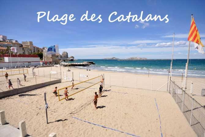 Suite Jacuzzi Privatif Plage Des Catalans Marselha Exterior foto